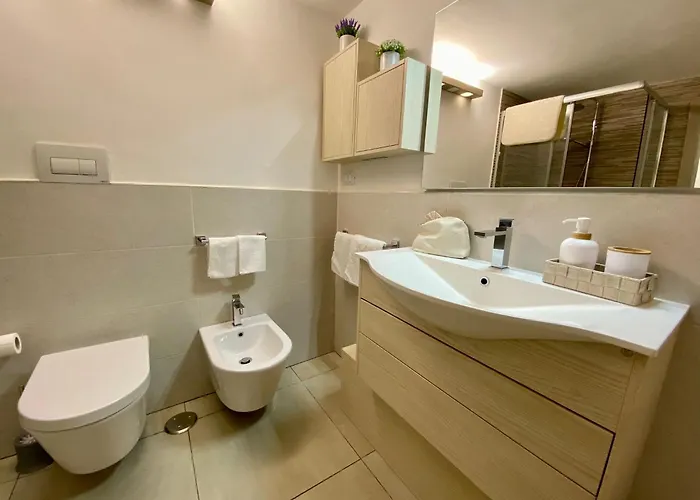 Casa Astuneon 펜션 오스투니